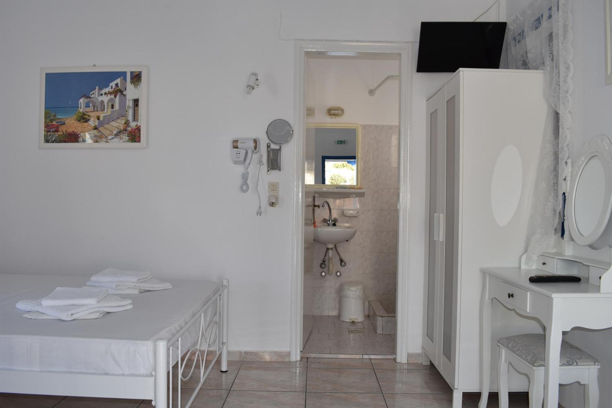 Hotel Blue Horizon Ios Chora de Ios Habitación foto